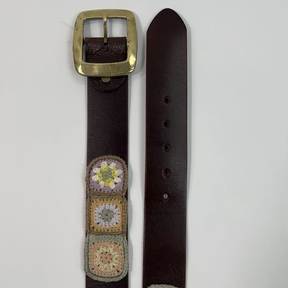 ELISE‎ M Genuine Leather Brass Buckle Belt Crochet Squares Pastel Size S/M 40
